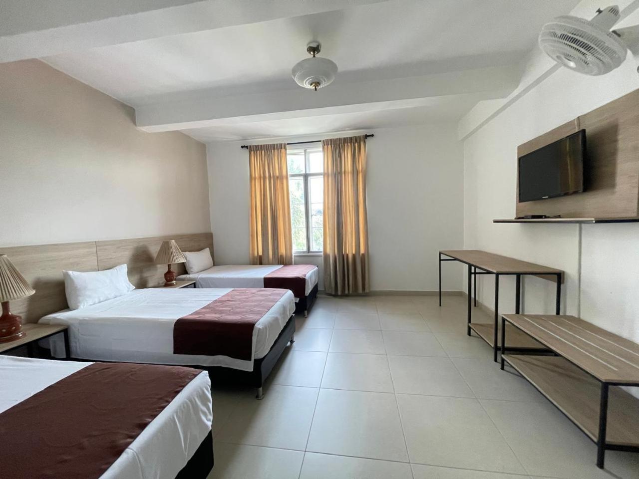 Hotel Nutibara Медельин Экстерьер фото